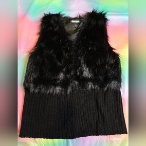 Womens Faux fur vest *Preloved*